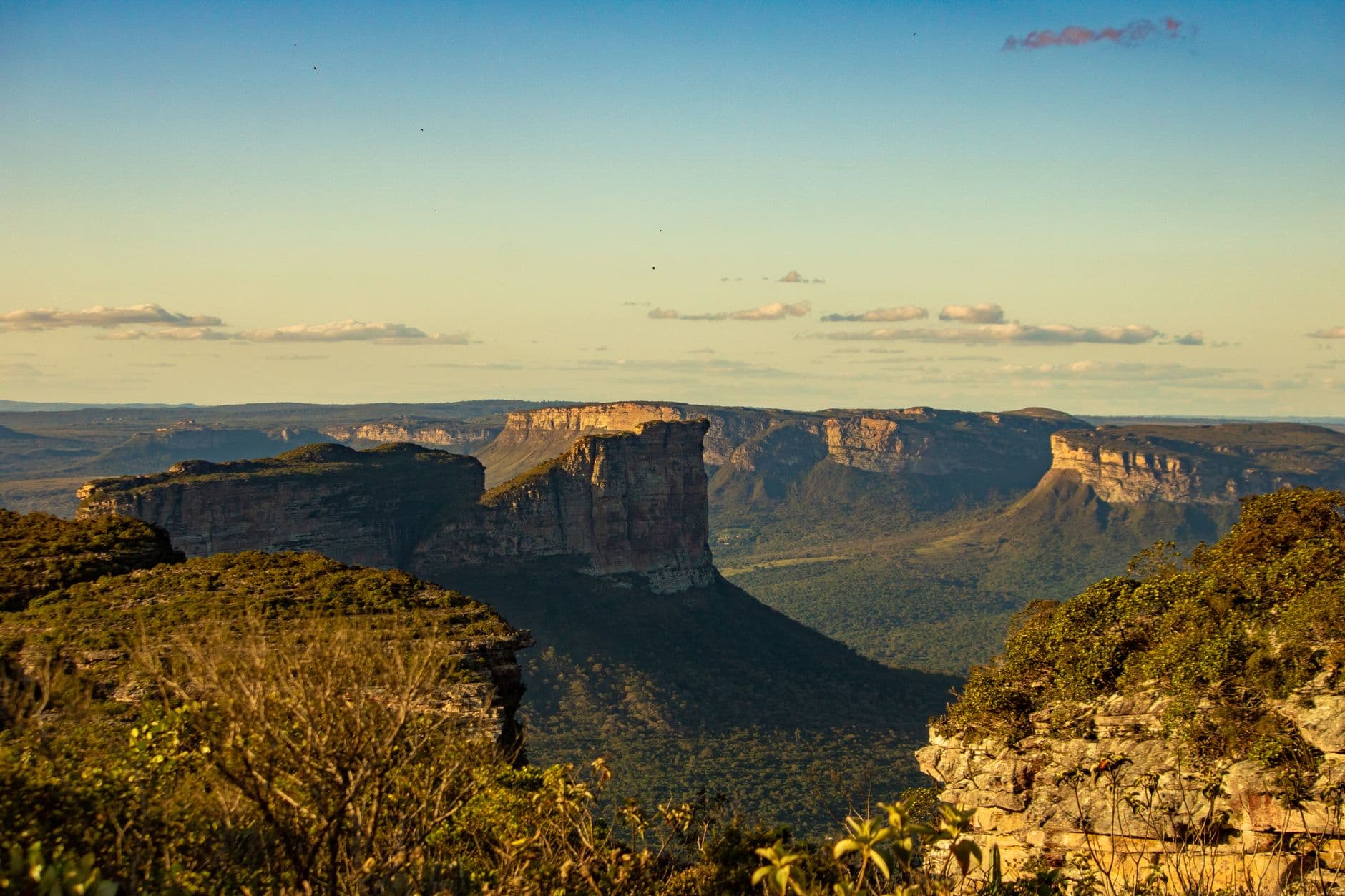 Breathtaking panoramic view of Chapada Diamantina in Brazil during daytime.